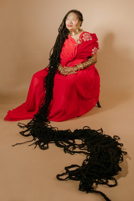 Top 5 Longest Women Hair Records That Will Amaze You 3 Asha Mandela Top 5 Longest Women Hair Records That Will Amaze You - 3