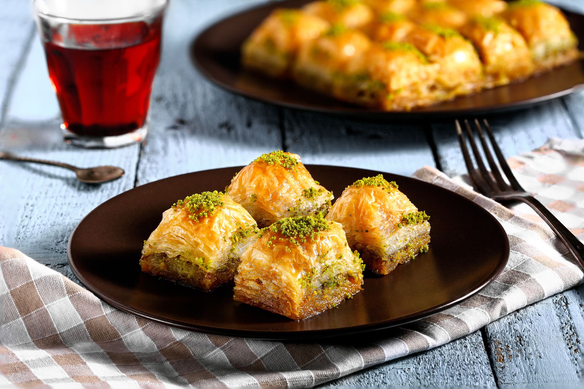 "7 Must-Try Desserts from Around the World: The Best Sweet Treats" 4 Baklava "7 Must-Try Desserts from Around the World: The Best Sweet Treats" - 4
