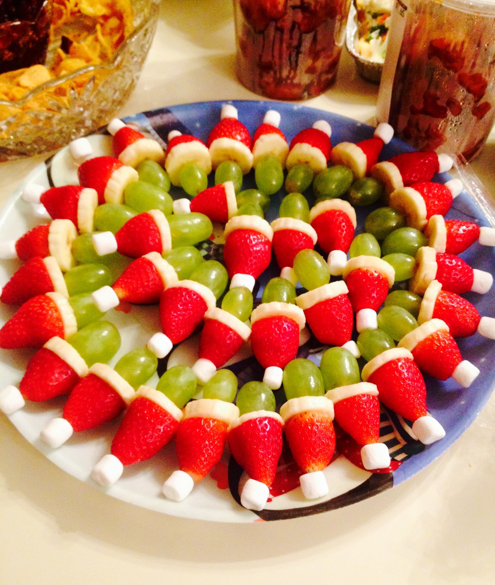 Best Christmas Snack Recipes for Easy Holiday Celebrations 14 Fruit and Cheese Platters in Festive Shapes Best Christmas Snack Recipes for Easy Holiday Celebrations - 14