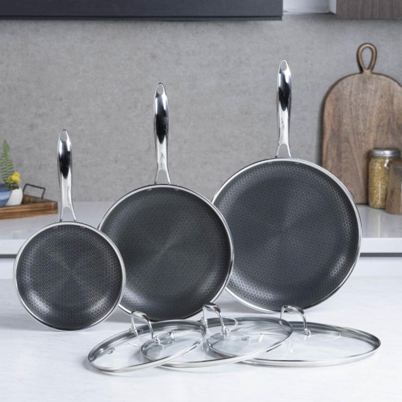 HexClad Cookware: What You Need To Know 4 HexClad Cookwareee HexClad Cookware: What You Need To Know - 4