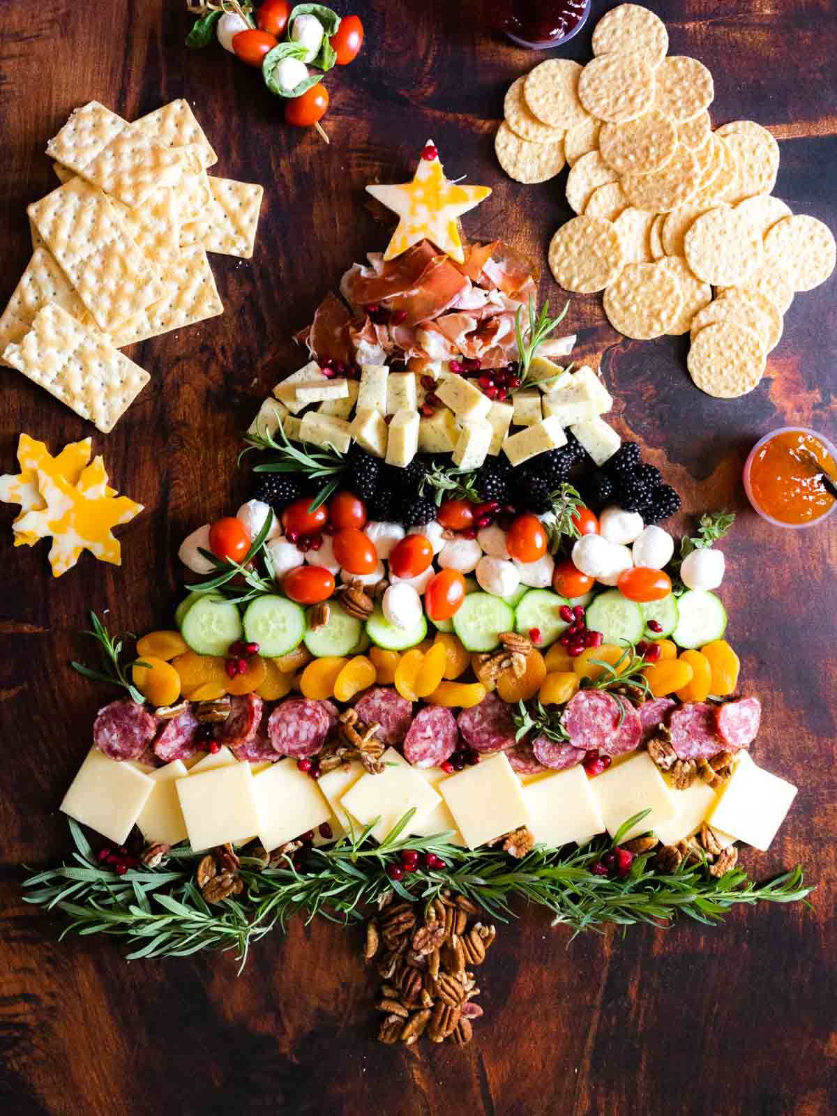 Best Christmas Snack Recipes for Easy Holiday Celebrations 10 Holiday Cheese and Charcuterie Boards Best Christmas Snack Recipes for Easy Holiday Celebrations - 10
