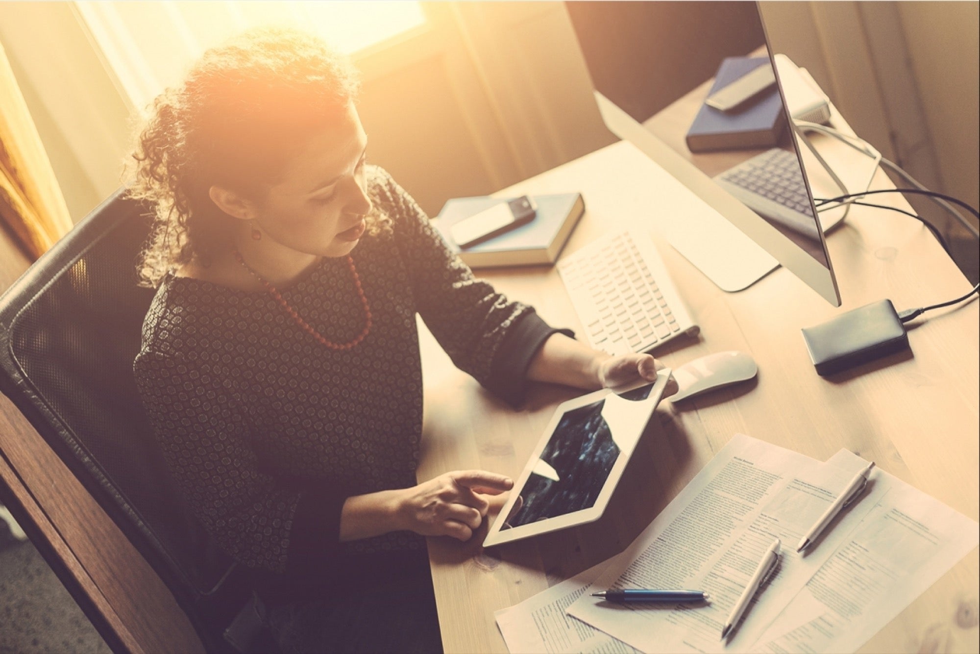 Smart Hacks to Save Energy and Lower Your Electric Bill Today 8 Home Office Energy saving Smart Hacks to Save Energy and Lower Your Electric Bill Today - 8
