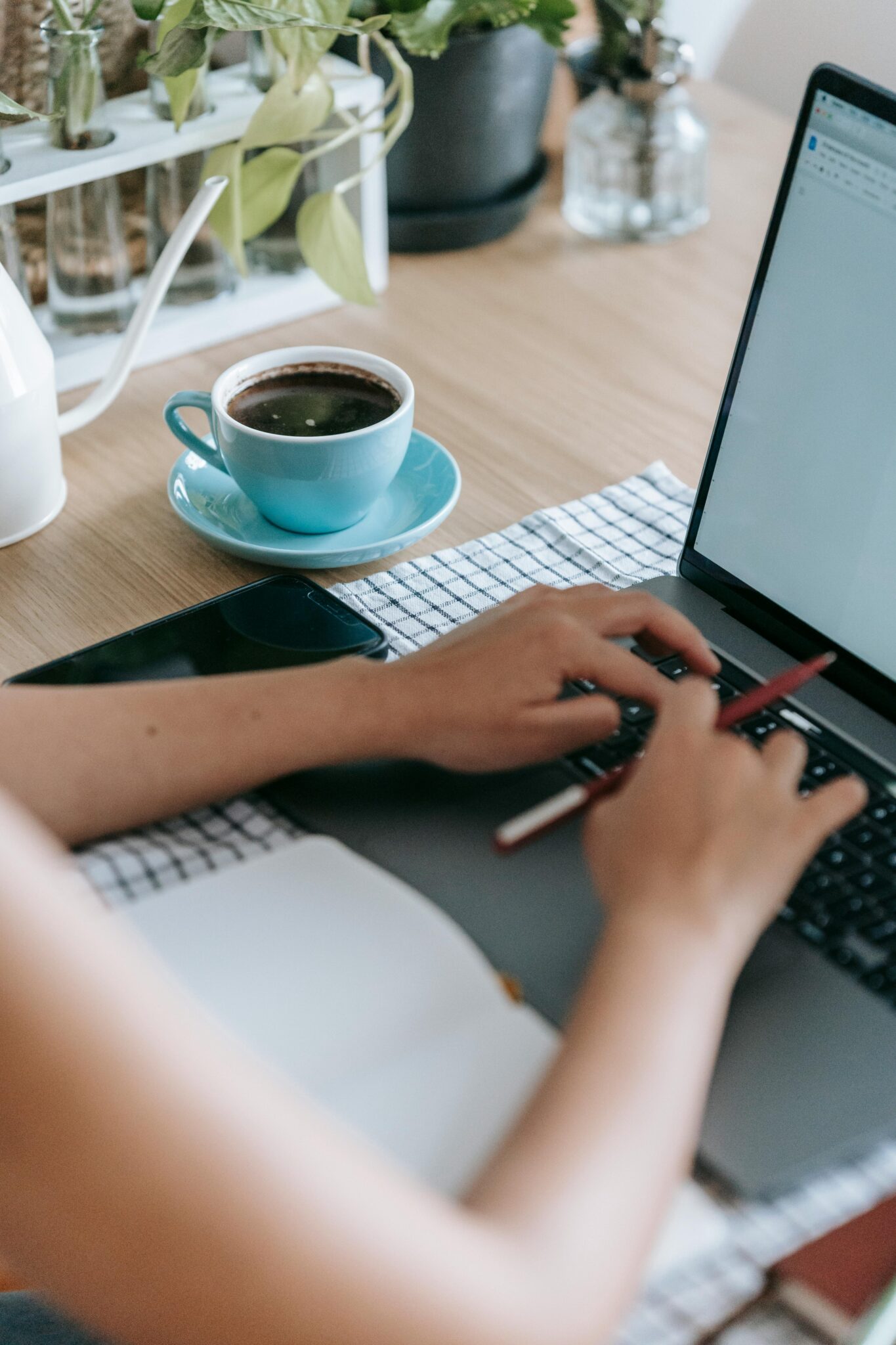 Mastering EBay Searches: Tools For Finding Hidden Gems And Misspelled Deals