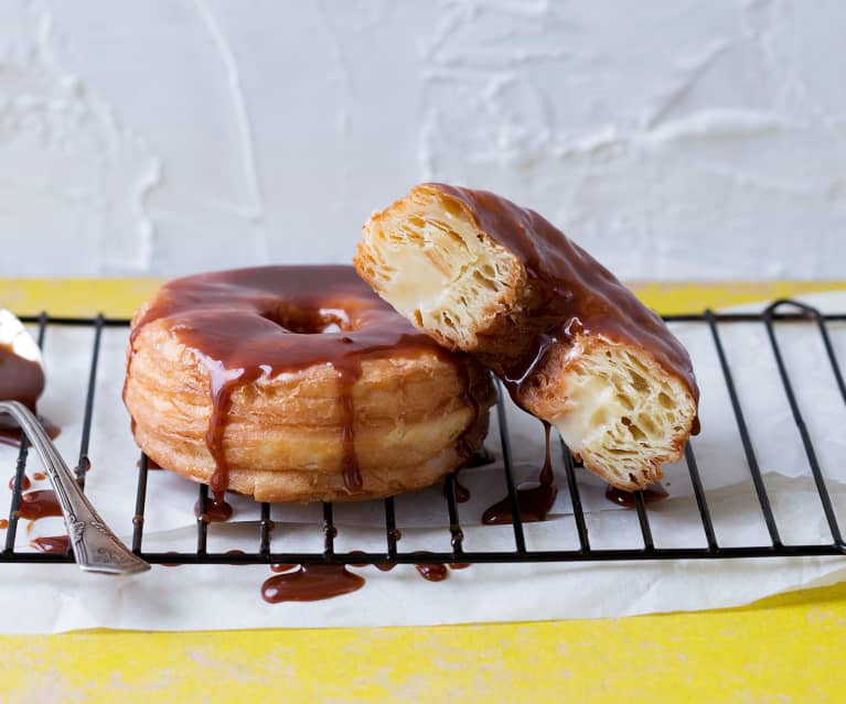 Top 10 Countries Renowned for Their Best Bakeries 9 Cronuts Top 10 Countries Renowned for Their Best Bakeries - 9