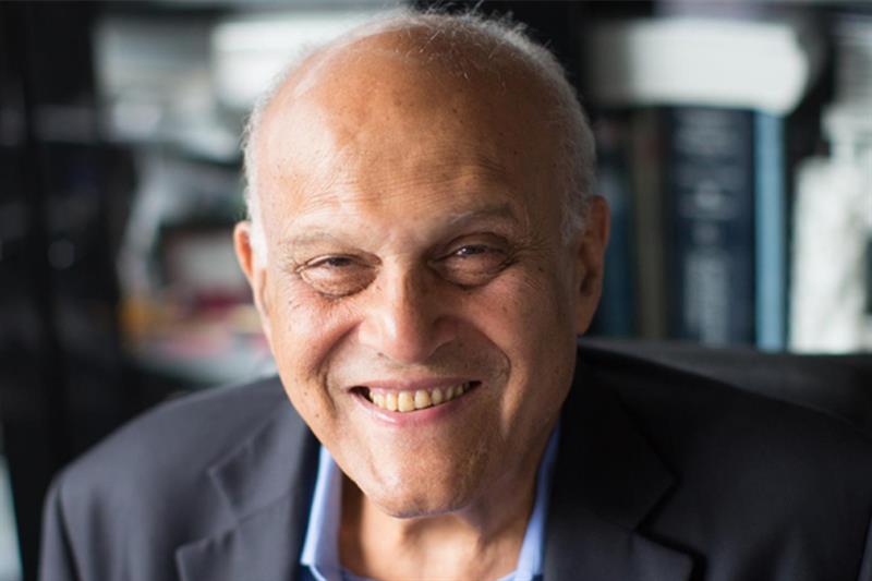 7 Best Surgeons in the World 2025 2 Dr. Magdi Yacoub 7 Best Surgeons in the World 2025 - 2
