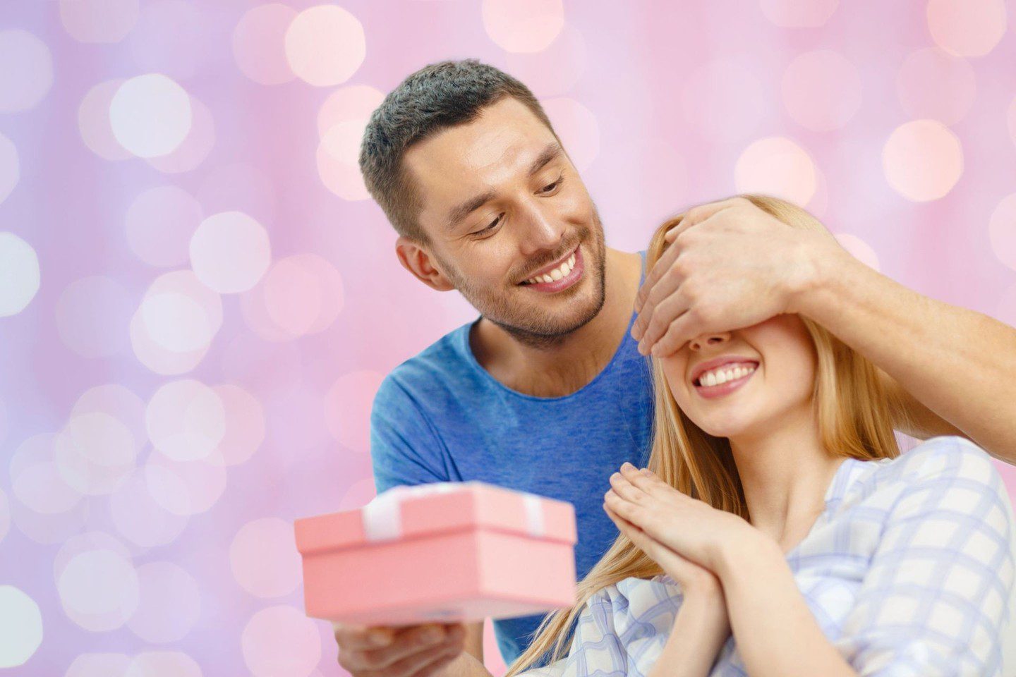 10 Creative Ways to Celebrate Valentine's Day 2025 4 Surprise Your Partner with a Customized Gift 10 Creative Ways to Celebrate Valentine's Day 2025 - 4
