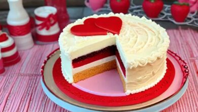 10 Creative Ways to Celebrate Valentine's Day 2025 66 Valentines Day Cake 2 10 Creative Ways to Celebrate Valentine's Day 2025 - 66