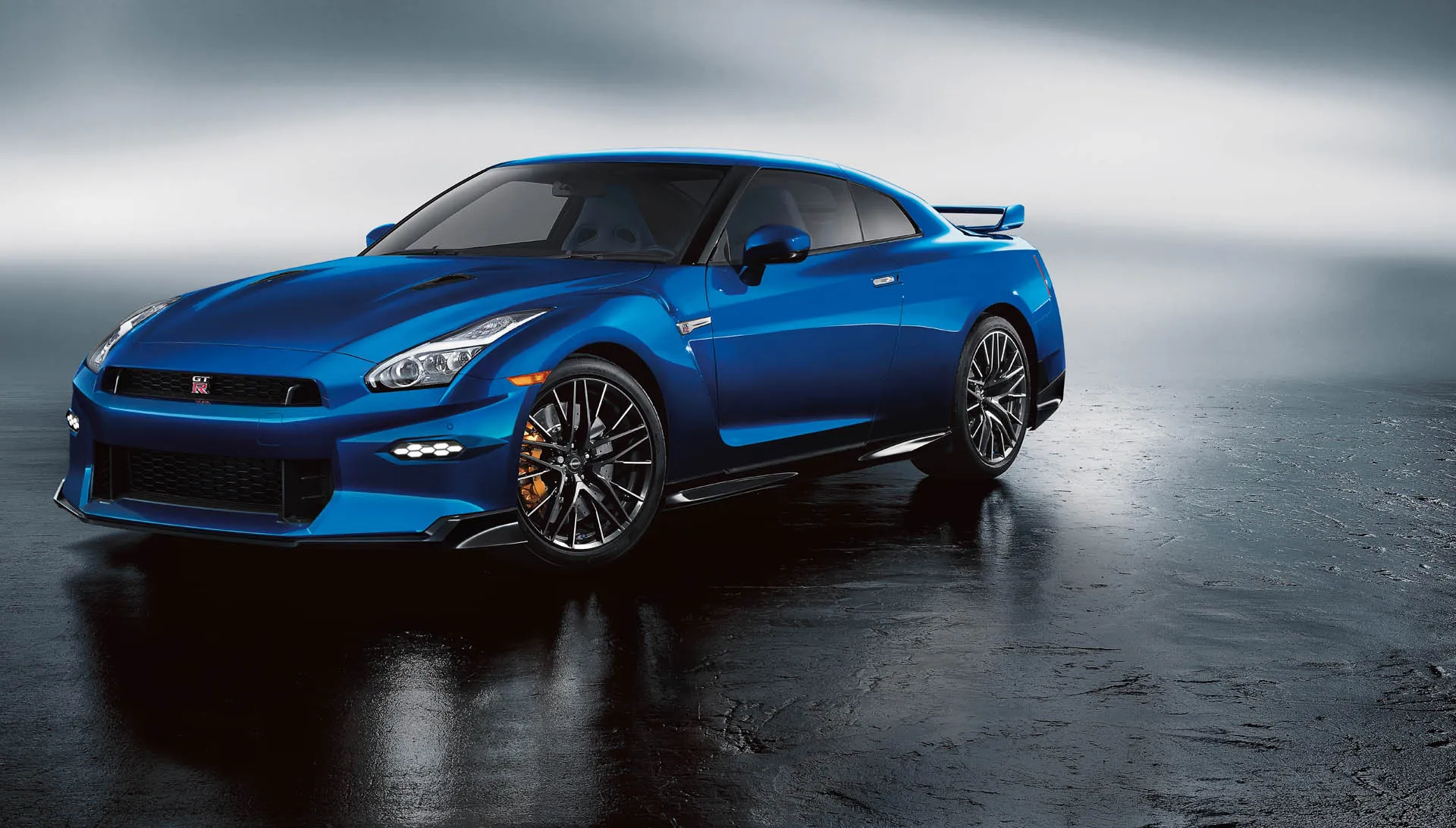 What Is the Nissan GT-R T-Spec Takumi? 2 Nissan GT R T Spec Takumi What Is the Nissan GT-R T-Spec Takumi? - 2