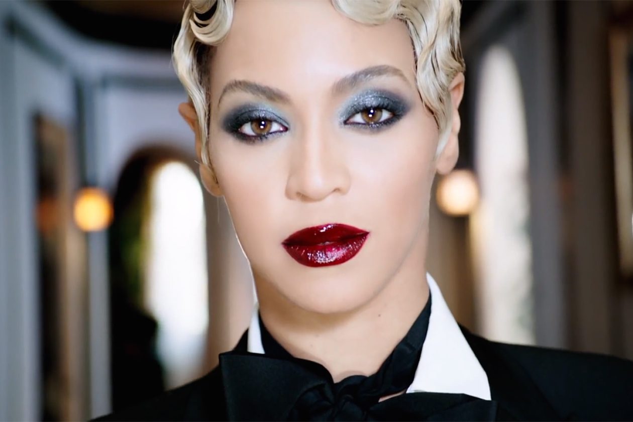 Beyonces Bold Smoky Eye Best Celebrity Makeup Looks: Makeup Artist Tips - 3