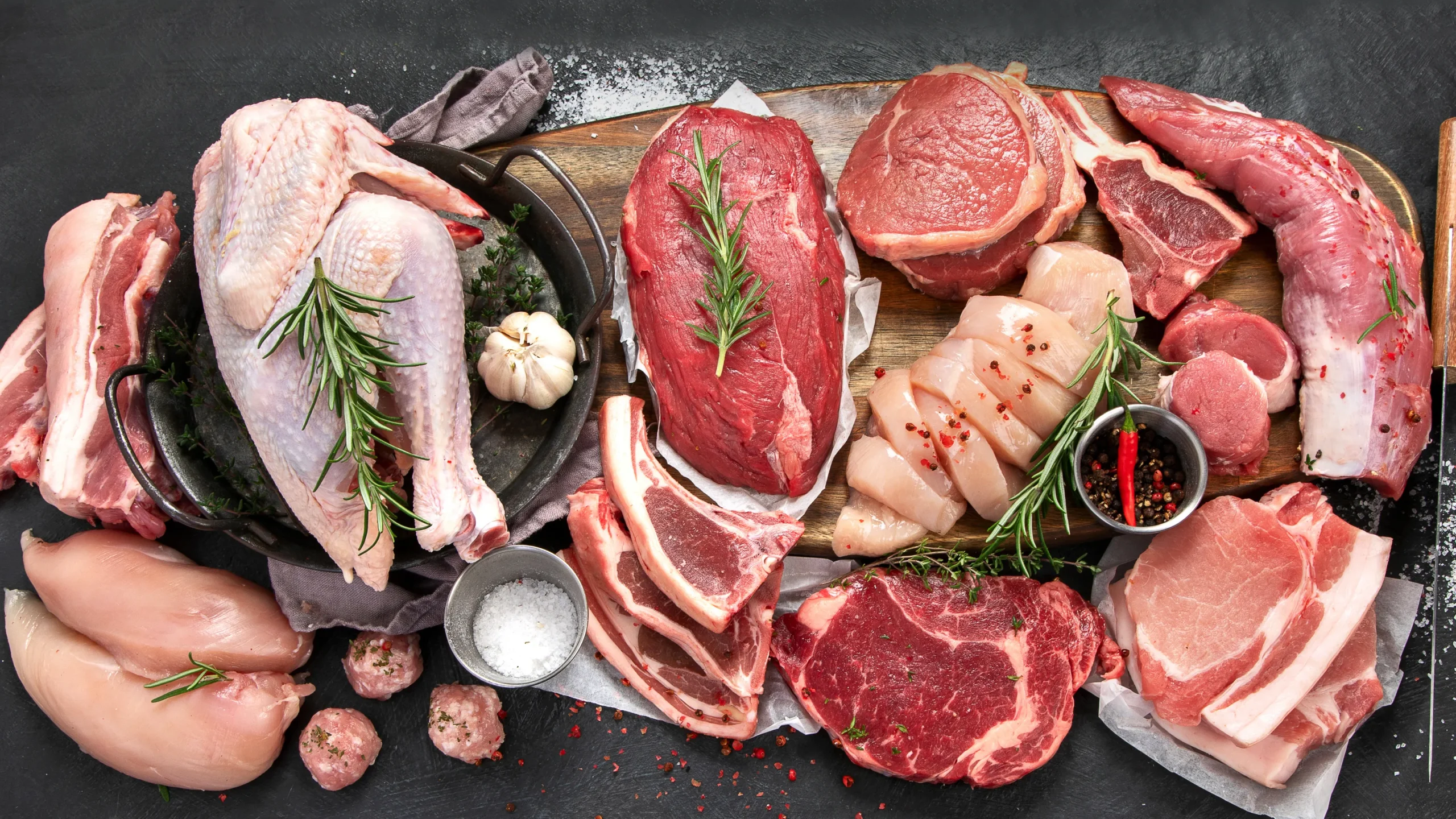 Carnivore Diet3 scaled The Carnivore Diet: Benefits, Risks, and Everything You Need to Know - 3