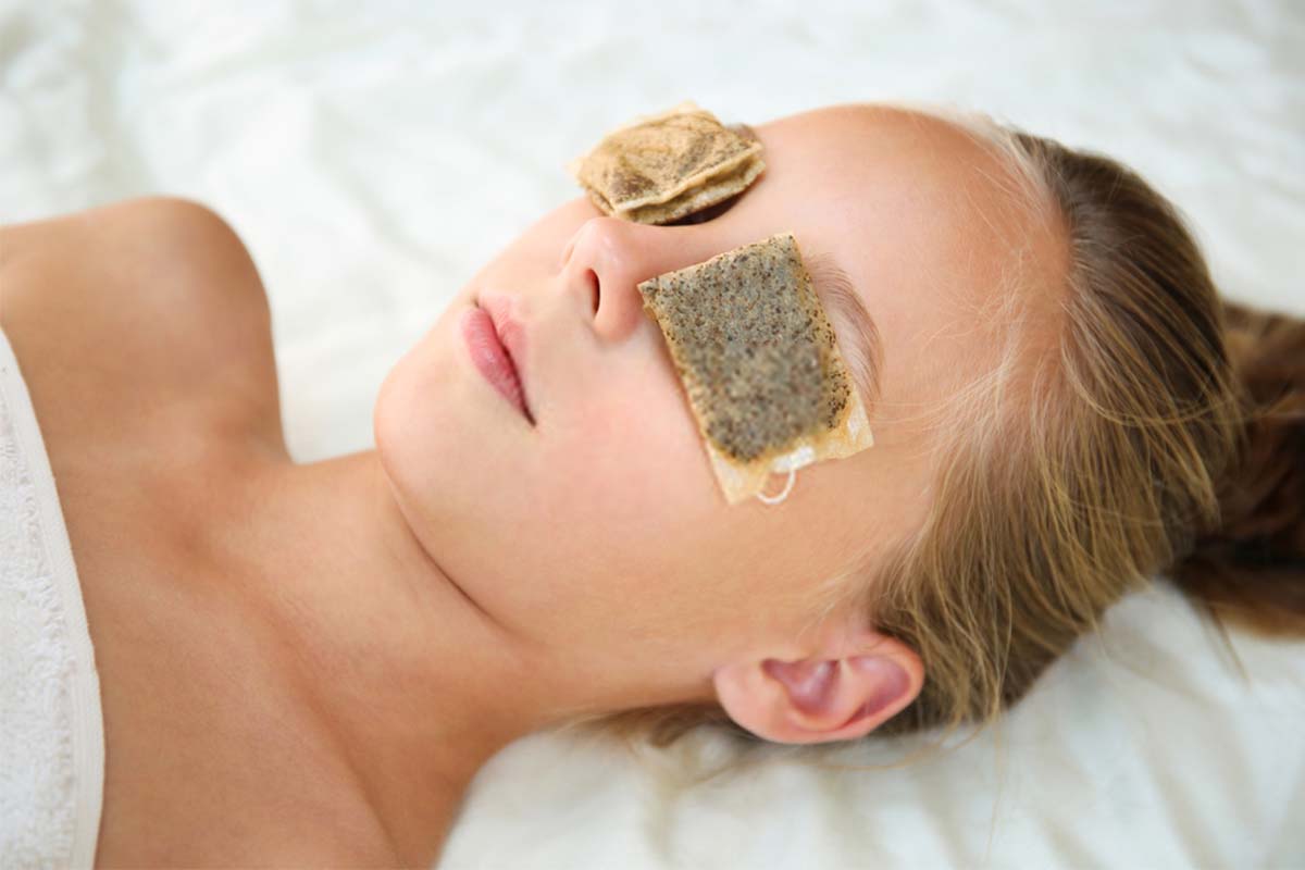 Green Tea Bags for Tired Eyes 🌸 Top 7 Simple Beauty Hacks to Try at Home - 6