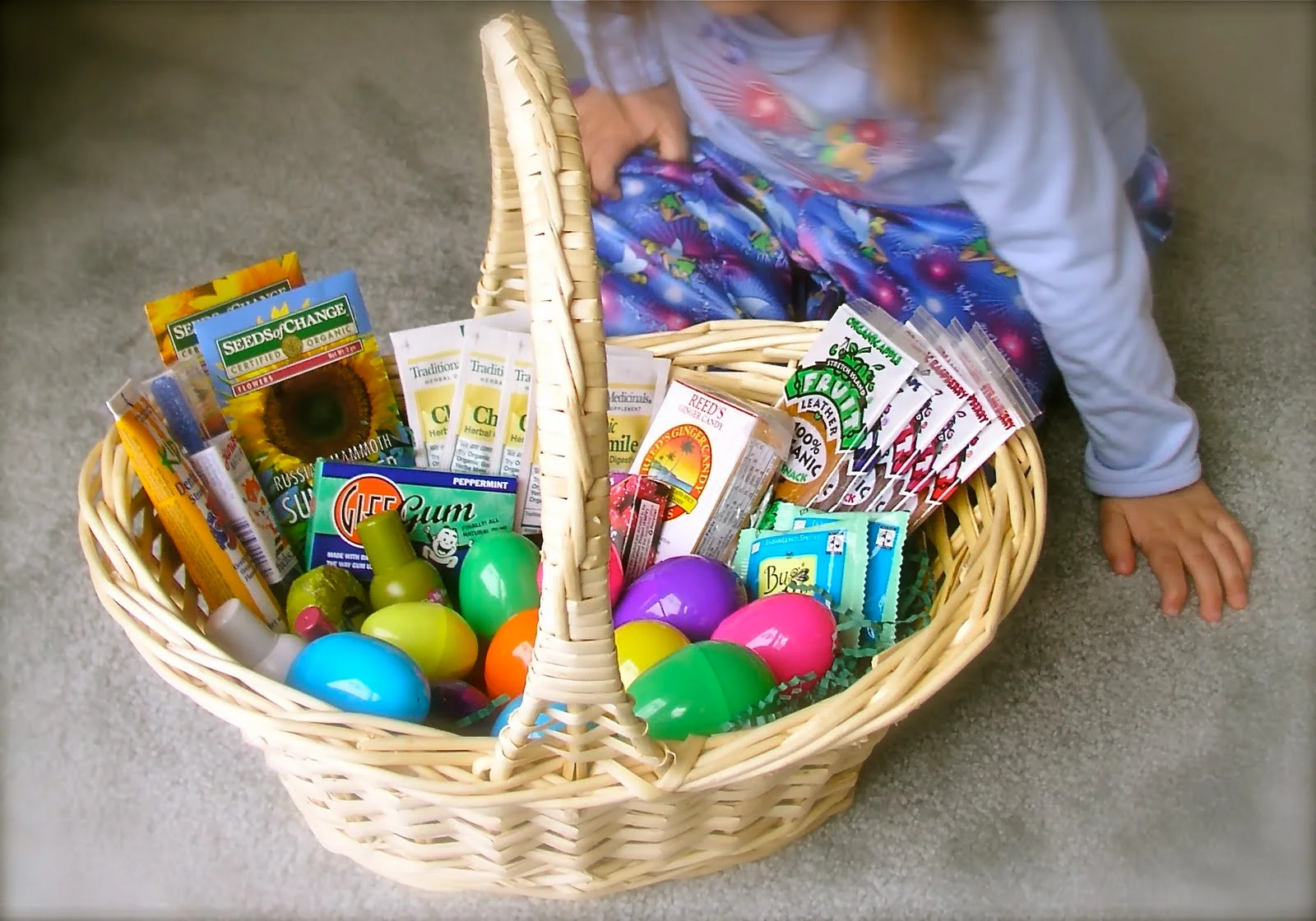 healthybasket The Ultimate Guide to Creating the Perfect Easter Basket - 7