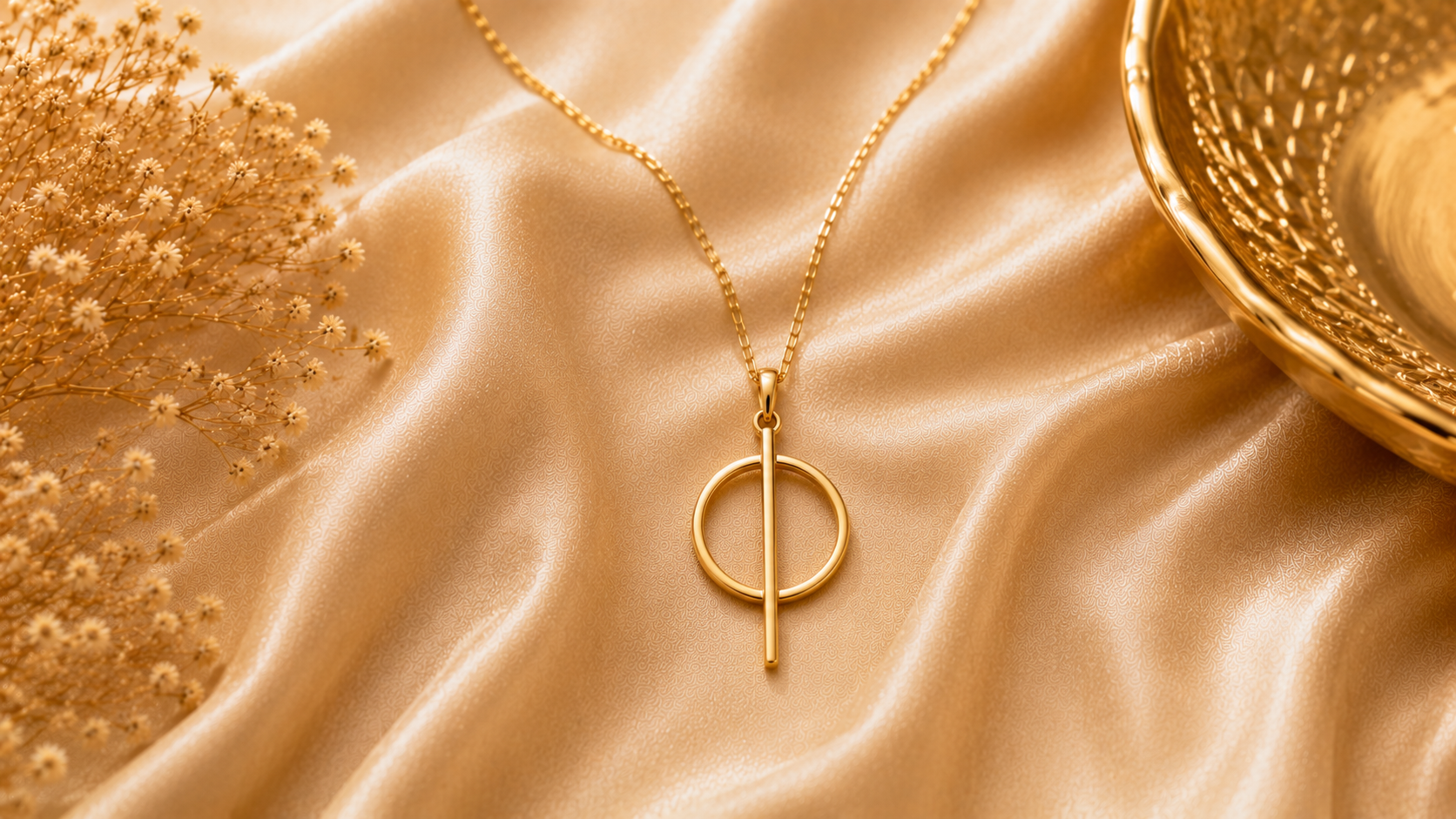 The 17 Most Popular Gold Pendant Designs For Women 21 Minimalist Geometric Gold Pendant The 17 Most Popular Gold Pendant Designs For Women - 20