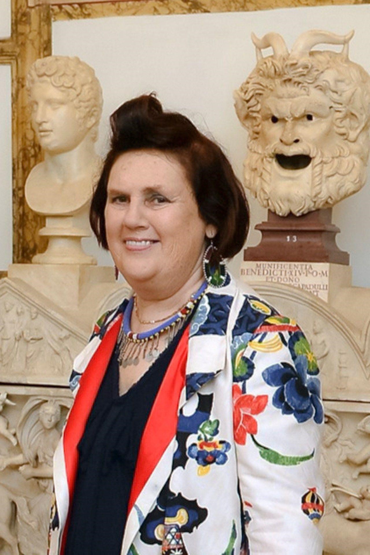 Top 10 Fashion Journalists in The World 3 Suzy Menkes Top 10 Fashion Journalists in The World - 3