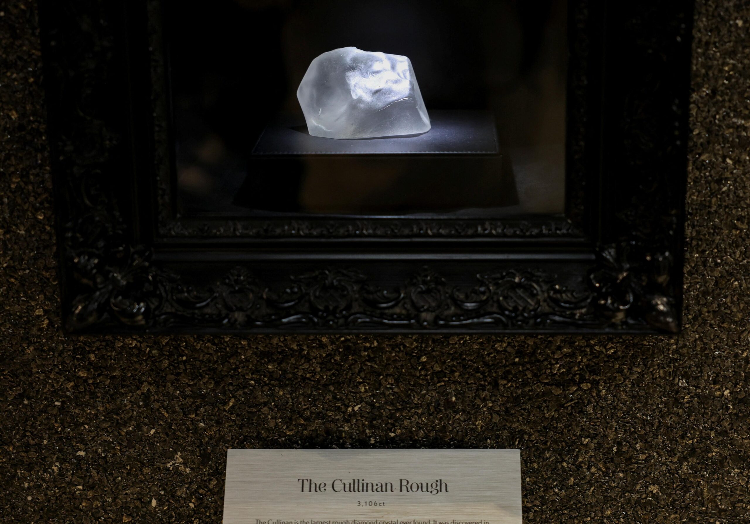 The 5 Most Expensive Crown Jewels in the World 4 Cullinan Diamond scaled The 5 Most Expensive Crown Jewels in the World - 4