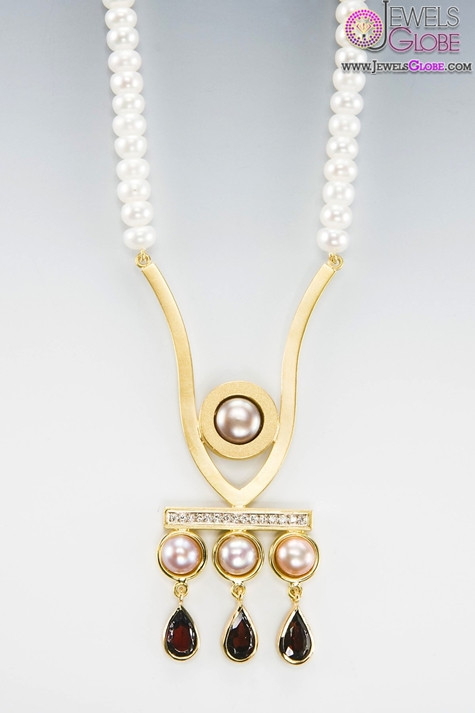 Custom Made necklace with gold pearl diamond and garnet pendant