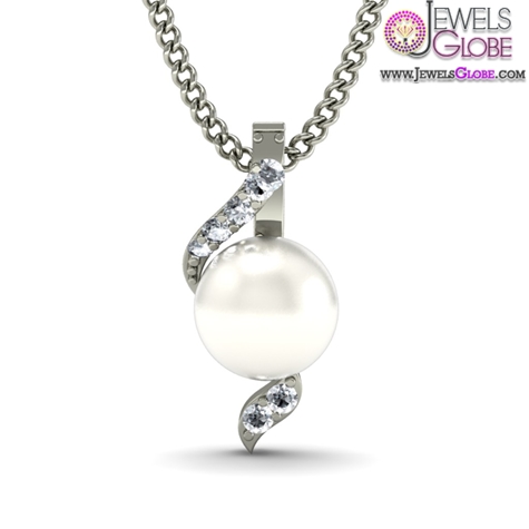 Fresh Water Pearl And Diamond Pendant In 18Kt White Gold Necklace