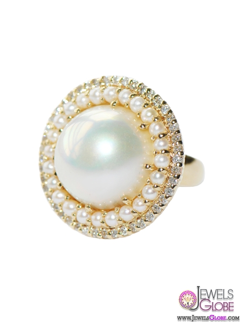 Royale Ring Round White Pearl