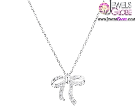 silver-diamante-necklace-for-kids 33 Amazing Designs Of Baby Necklaces
